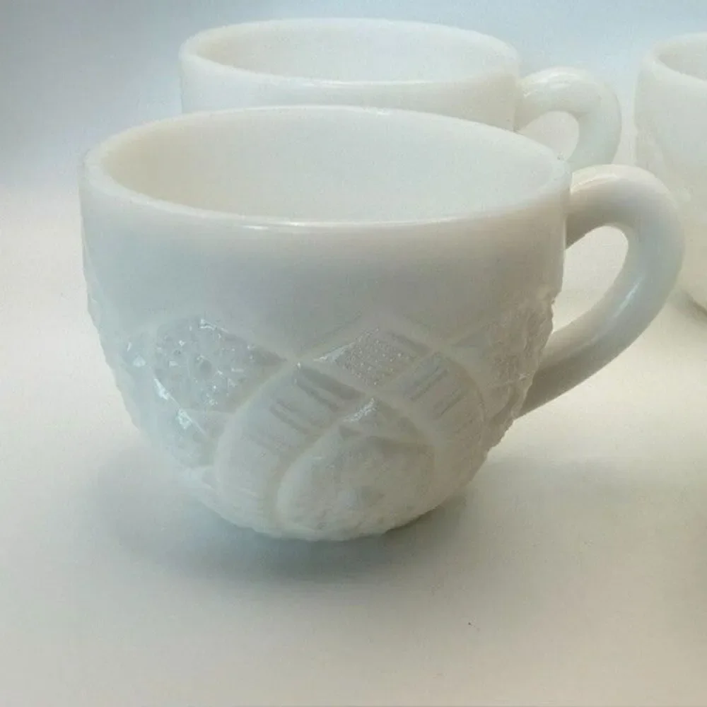 Set of 4 Vintage McKee Punch Cups White Pressed Concord Milk Glass Floral USA